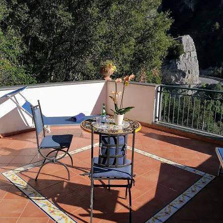La Taverna Del Leone Positano